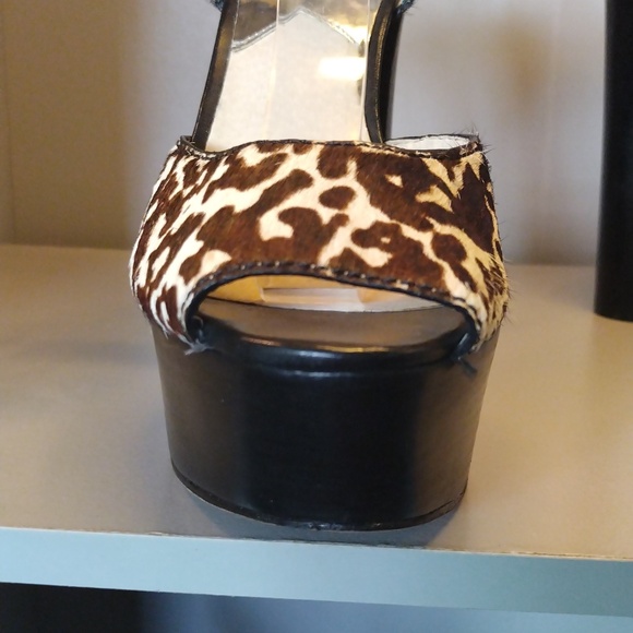 Micheal Michael Kors Heels - Picture 3 of 13